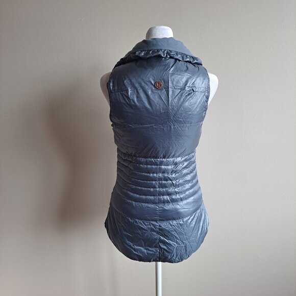 Lululemon Blue Denim Fluffin Awesome Vest Size 4 - Picture 5 of 10